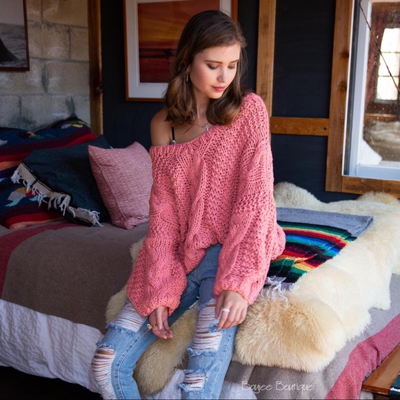 Onassis Hand-Made BubbleGum Sweater - Picture 2 of 7